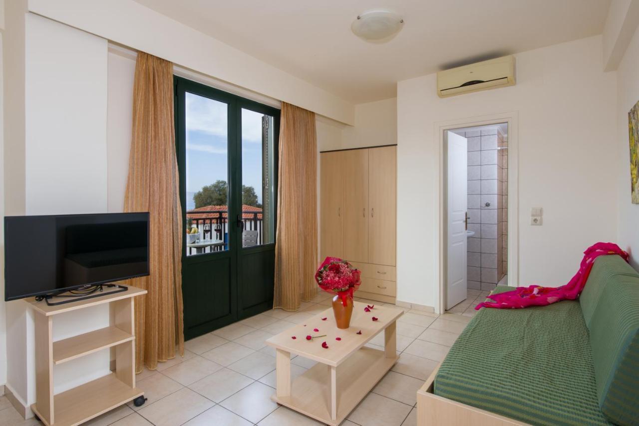Margarita Beach Hotel Агия-Марина Экстерьер фото